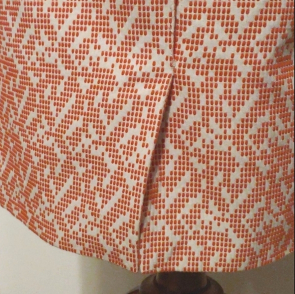 J.Crew Embroidered Pencil Skirt size 2 - Picture 3 of 8